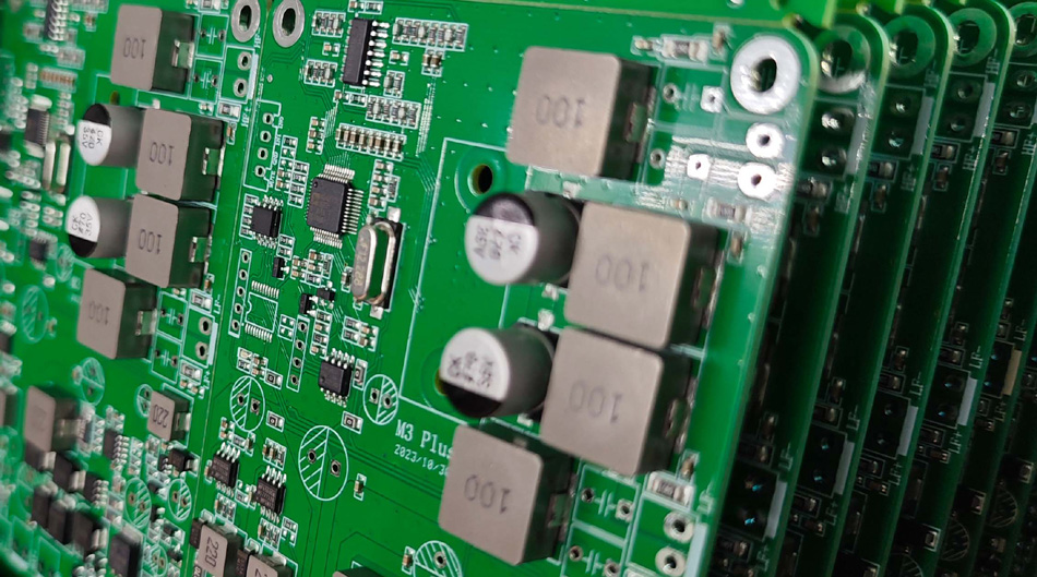 ¿Cómo evaluar las capacidades de procesamiento de materiales especiales de las fábricas de PCBA?