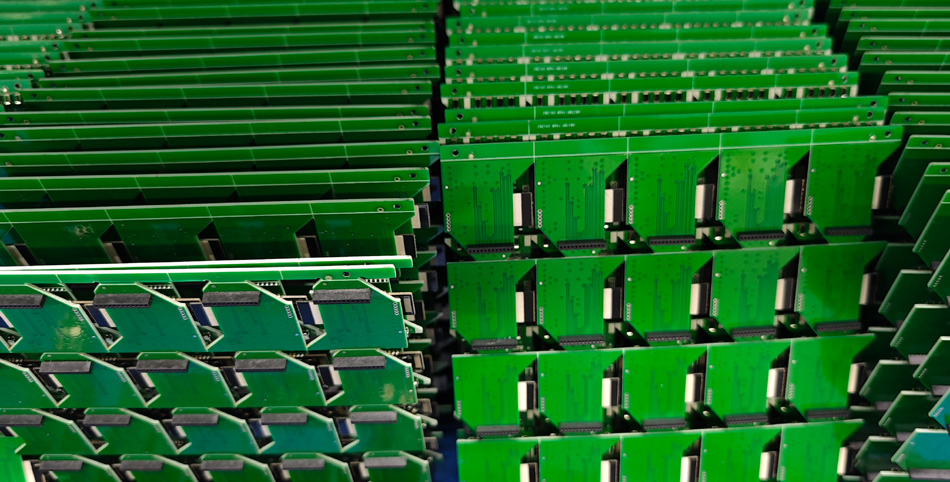 ¿Cómo puede la fabricación ajustada reducir los costos de procesamiento de PCBA?