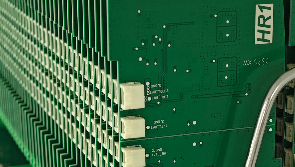 ¿Cómo pueden las fábricas de PCBA de control industrial mejorar el control de calidad mediante el monitoreo de datos en tiempo real?